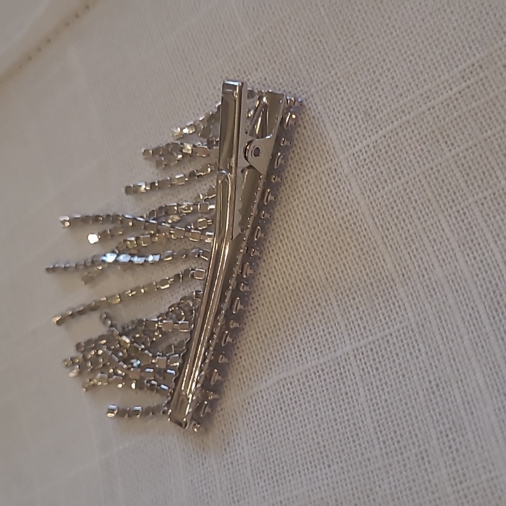 New Rhinestone Hair Clip - Picture 4 of 5
